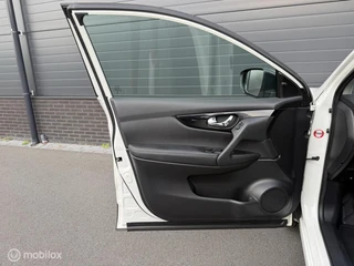 Nissan Qashqai 1.2 Tekna + LEER*CRUISE*PANO*360*HAAK*NAV*STOELVERW*NAP! / 33