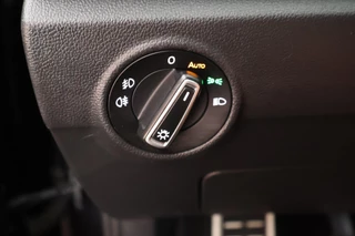 Volkswagen T-Roc 1.5 TSI 150pk R-Line Sport Camera Navigatie / 15