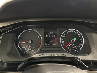 Volkswagen Polo 1.0 TSI Comfortline CRUISE DAB. / 24