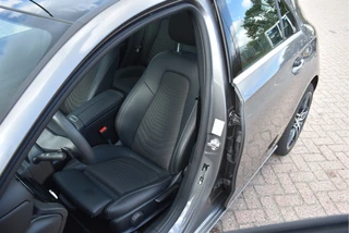 Mercedes-Benz A-Klasse 200 4MATIC 164 pk Premium  | Open dak | Camera | Carplay | DAB | Vrtual cockpit | Stoelverwarming | Full LED / 13