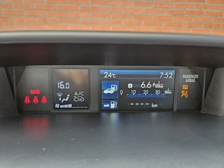 Subaru XV 2.0i Luxury AWD Automaat Clima Trekhaak / 24