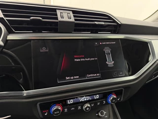 Audi Q3 35 TFSI Advanced Automaat | Parkeersensoren | Adaptive Cruise Control | Stoelverwarming | Apple CarPlay / 25