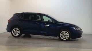 Volkswagen Golf 1.0 TSI 110pk Life Sfeerverlichting Navigatie Camera App-Connect / 11