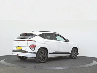 Hyundai Kona Electric Pure Edition 64.8 kWh | Demo | Navigatie | Camera | Cruise control / 2