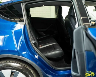 Tesla Model Y Long Range AWD 75 kWh / 29