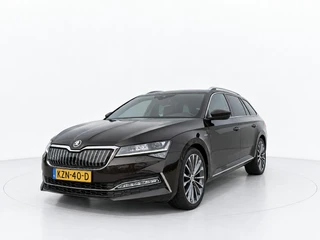 Škoda Superb Combi 1.4 TSI iV Laurin & Klement / 2