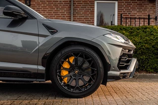 Lamborghini Urus 4.0 V8 650 PK Pano Keramisch B&O Advanced Massage Luchtvering 360 Camera ACC 22'' / 45