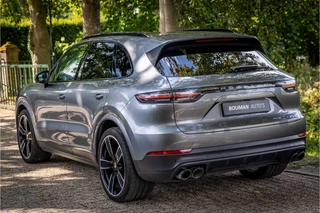 Porsche Cayenne 3.0 22" Bose Standverwarming Panorama Trekhaak / 17