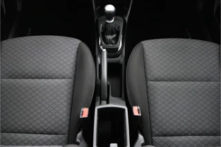 Kia Picanto 1.0 DPI DynamicLine  - Achteruitrij camera - Navigatie - Airco - Fabrieksgarantie tot 07-2032 / 60