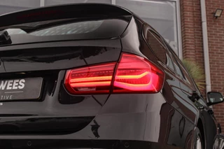 BMW 3-serie Touring 320i F31 M Sport Edition | M-pakket | 2e eigenaar | 18 inch | LED | Automaat | PDC | Cruise-control | Climate-control | 4 cilinder | 184 pk | Origineel / 42