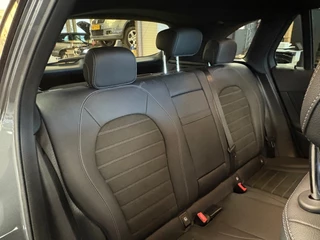 Mercedes-Benz GLC-klasse 300e 4MATIC Premium Plus / trekhaak / sfeer verlichting / panorama-dak / virtual / 24