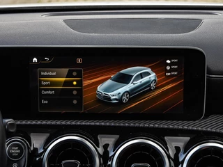 Mercedes-Benz A-klasse 180 d Launch Edition Widescreen Camera Apple CarPlay Android Auto Navigatie Stoelverwarming / 27