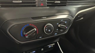 Hyundai Bayon 1.0 T-GDI Comfort DAB LED AIRCO CRUISE. / 32