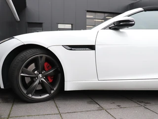 Jaguar F-TYPE 3.0 V6 Convertible / 19