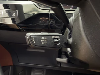 Audi e-tron e-tron 50 quattro Launch edition plus 71 kWh SOH 93% Panoramadak | Leder | El. Verstelbare Stoelen / 25