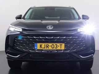 MG MG HS PHEV 1.5 Luxury PLUG-IN HYBRIDE | 272 PK | NIEUWE AUTO | >1.000 KM TOTAAL BEREIK | 1E REGISTRATIE 03-2026 | 360° CAMERA | ELEKTRISCHE ACHTERKLEP | 7 JAAR MG GARANTIE T/M 2033 | APPLE CARPLAY | ANDROID AUTO | STOELVERWARMING | FULL LED | ELEKTRISCHE STOELEN / 5