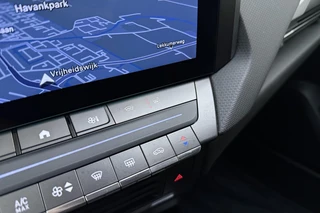 Opel Astra 1.2 Turbo 145pk Hybrid Automaat GS | Panoramadak | Navigatie | Headup display | Adapt. Cruise control | 360 Camera | Stoel- en stuurverwarming | Zwart dak / 37
