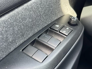 Toyota Yaris 1.5 Hybrid Tokyo Spirit APPLE/ANDROID STOELVERWARMING PARKEERCAMERA / 16