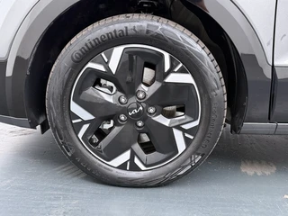 Kia Niro EV Edition Advanced 64.8 kWh - SOH 98,3% - Stoel-/stuurverwarming - Elektrisch verstelbare bestuurdersstoel - Leder - Navigatie - - Fabrieksgarantie t/m 2031 / 17
