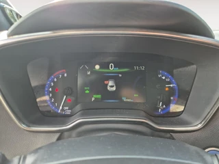 Toyota Corolla 2.0 Hybrid Executive / 16