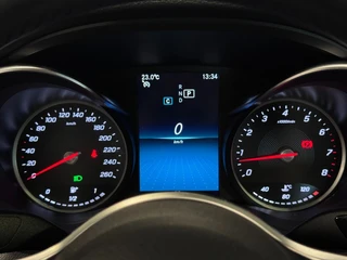 Mercedes-Benz C-Klasse 180 Premium Pack 156pk Pano Smartlink Stoelverw LED 17'' / 21
