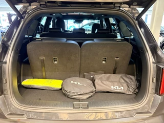 Kia SORENTO 1.6 T-GDI Plug-in Hybrid 4WD ExecutiveLine 7persoons / Panoramadak / 360 camera / head-up /dealer onderhouden / 27