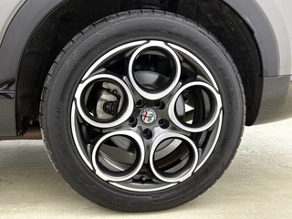 Alfa Romeo Tonale 1.3T PHEV Ti | Camera | Adaptive Cruise | Electrische achterklep | / 10