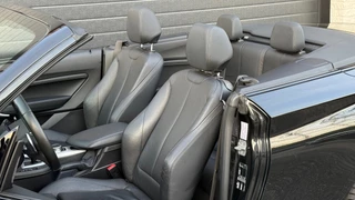 BMW 2-serie Cabrio M240i| M Performance | ACC | Harman Kardon | High Executive / 4