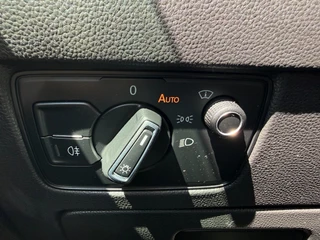 Volkswagen Passat Variant 1.4 TSI PHEV GTE * Trekhaak * AUTOMAAT * Parkeercamera * Head-up Display * / 19