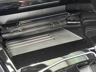Volkswagen Golf 1.5 eHybrid GTE 272pk Head up | Black Style | IQ light | 360 Camera | Rijklaar incl. garantie / 25