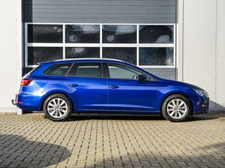 Seat Leon ST 1.0 EcoTSI Style Intense | Carplay | Keyless | Climate control | Cruise control | PDC v+a | Trekhaak / 17