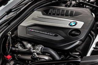 BMW 5-serie M550d xDrive High Executive | 2e eigenaar | Driving Assistant Plus | Innovation pakket | Stoelverwarming & -ventilatie | Stuurverwarming | Harman-kardon | 360 camera / 66