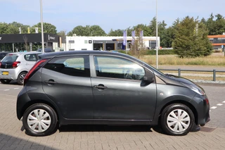 Toyota Aygo 5-DEURS / 9
