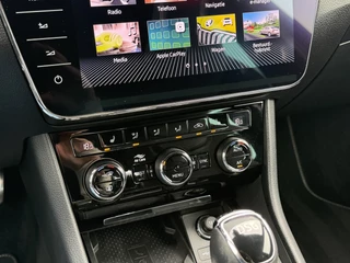 Škoda Superb Combi 1.4 TSI iV 218pk Sportline Business / 45