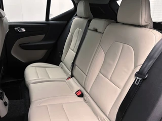 Volvo XC40 1.5 T5 Recharge Inscription 262 PK | Leder | Camera | Carplay | Elek. Kofferklep | / 20