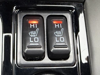 Mitsubishi Eclipse Cross 1.5 DI-T First Edition (Trekhaak (1.600kg) - Camera - Leder incl stoelverwarming - Parkeersensoren V+A - Keyless Entry - Head up) / 25