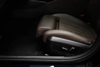 BMW 5-serie Touring 550e xDrive | INNOVATION / M SPORT PRO- PACK | PANORAMADAK | HEAD UP | STUURVERWARMING | 360 CAMERA | 20" / 34