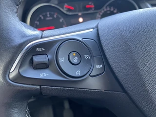 Opel Grandland X 1.2 Turbo Business Executive 130 pk  | 1e eigenaar | dealer onderh. | leder interieur | navigatie | camera | carplay / 35