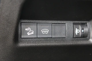 Jeep Avenger 1.2 Longitude  | JBL Audio | Adaptieve cruise | Keyless / 24