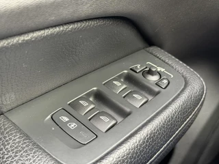 Volvo V60 Inscription 2.0 T4 190PK Automaat Navigatie, Leder, Elektrische Voorstoelen, Keyless, Elektrische Kofferklep, Stoelverwarming, Parkeersensoren, Trekhaak 13P automatisch wegklapbaar / 19