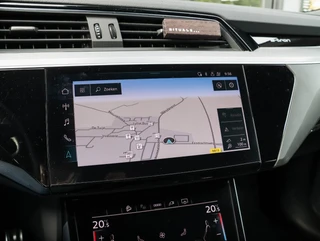 Audi Q8 e-tron 55 quattro S Edition 115 kWh 23 Inch | NL-auto | SoH 98% / 27