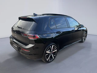 Volkswagen Golf 1.5 eHybrid GTE 272pk / 5JR Garantie / Pano / Trekhaak / DCC / Keyless / Matrix / 360 / HUD / 6