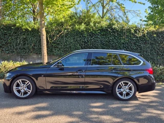 BMW 3 Series Touring M Sport GR Navigatie Nbt EVO Virtual dash 6WB Cruise Control Getinten ramen 100% dealer onderh Corporate Lease / 23