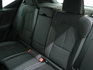 Volvo EX40 SINGLE MOTOR PLUS BLACK EDITION 70 KWH 100% SOH  | Trekhaak | Harman Kardon | Warmtepomp / 6