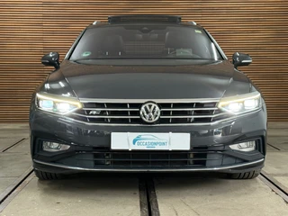 Volkswagen Passat Variant 2.0 TSI R-line Executive Business | VOL! | PANO | IQ.LIGHT | Dynaudio| Virtual | Leder | HuD | Trekhaak / 36