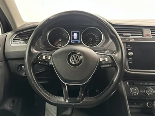 Volkswagen Tiguan 1.4 TSI ACT Comfortline Business CRUISE NAVI DAB LM ECC. / 20