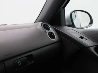 Volkswagen Tiguan 1.4 TSi R-Line Edition 125 Pk | Panoramadak | Trekhaak | Camera | Cruise Control | Climatronic | Navigatie | 18 Inch / 30