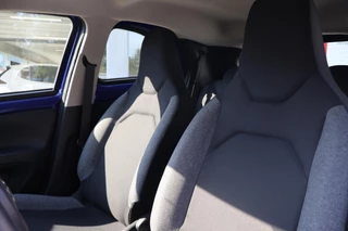 Toyota Aygo X PLAY AIRCO CAMERA AD-CRUISE APPLE/ANDROID NL-AUTO / 27