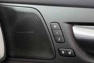 Volvo XC60 2.0 T6 Plug-in hybrid AWD R-Design Pano Trekhaak Harman Kardon Stoelverwarming 21" / 46