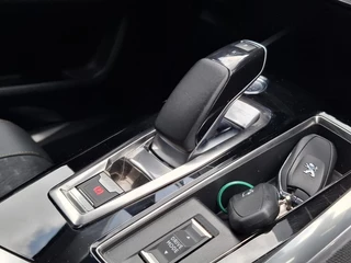 Peugeot 3008 SUV 1.6 HYbrid 225 EAT8 Automaat Road Trip Nav/Cam / 10